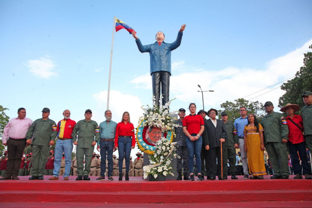 Monagas expresó amor infinito al Comandante Hugo Chávez a 10 años de su siembra