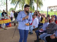 Gobernador Ernesto Luna inicia siembra del ciclo invierno con entrega de financiamientos en Monagas.