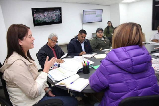 La alcaldesa Ana Fuentes informó que mantienen un monitoreo diario de las comunidades.