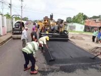 Cerca de 483 transportistas se benefician con asfaltado en el sector Sabana Grande de Maturin.