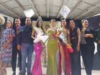 Joryelis Cedeño es la reina de las fiestas en honor a Santo Domingo de Guzmán.