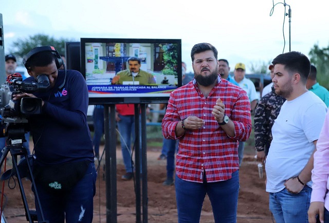 Gobernador Ernesto Luna anuncia que se han sembrado 55 mil hectáreas de maíz en Monagas.