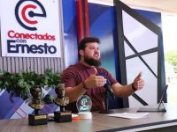 Refuerzan servicios de agua potable y alumbrado en La Toscana.