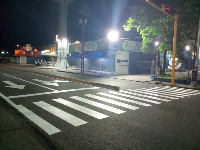 En Maturín continúan los trabajos de demarcación vial y recuperación de drenajes.