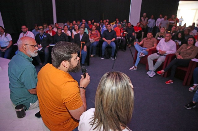 Gobernador Ernesto Luna planifica acciones de gestión para último trimestre del año.