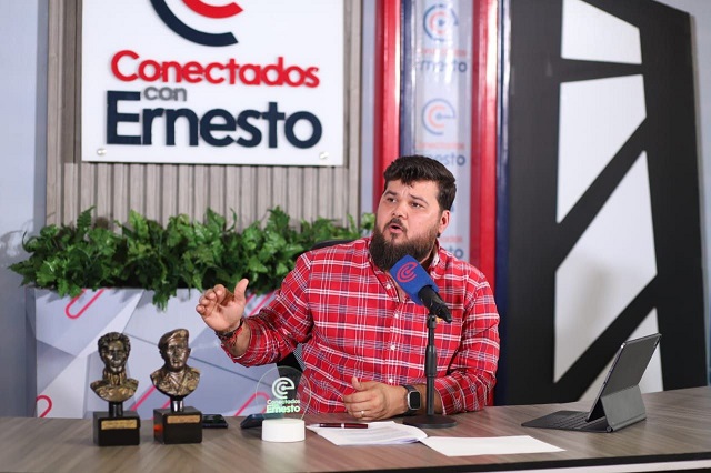 Gobernador Ernesto Luna cumple compromisos asumidos con el Poder Popular en Aguasay.