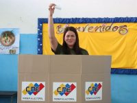 Alcaldesa Ana Fuentes llama a participar en el referéndum consultivo en defensa del Esequibo.