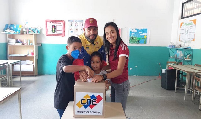 Daniel Monteverde: Esta fiesta electoral marca un antes y un después en la historia patria.