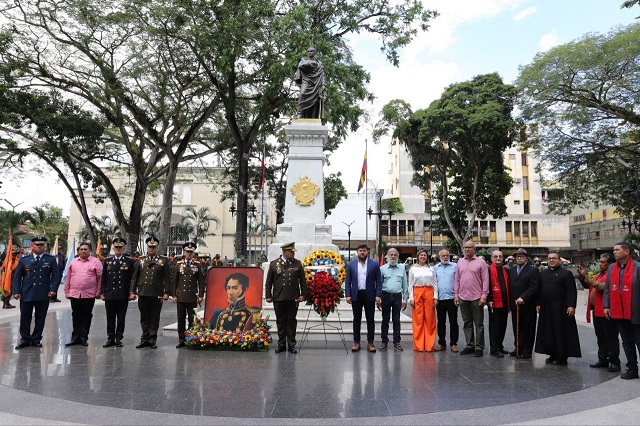 En Maturín conmemoran el 193 aniversario de la siembra del Libertador Simón Bolívar.