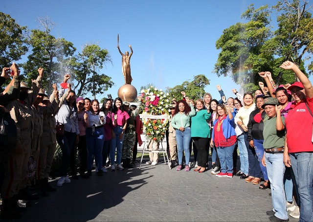 Mujeres de Monagas rinden honores a Juana Ramírez La Avanzadora.