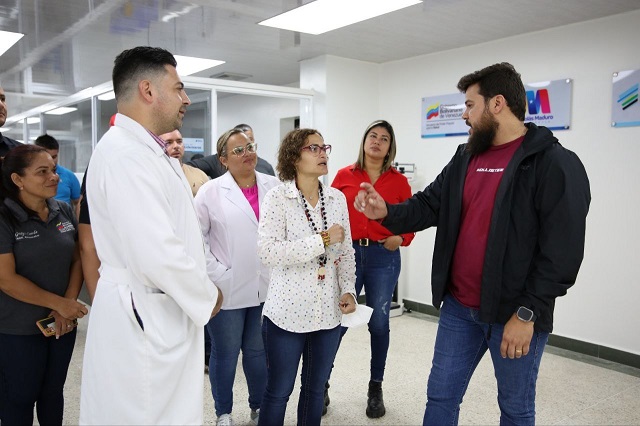 Gobernador Ernesto Luna garantizó en el 2023 más de un millón 700 mil asistencias médicas gratuitas.