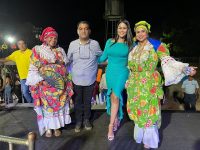 Habitantes de Chaguaramas gritaron Carnaval al ritmo del calipso.