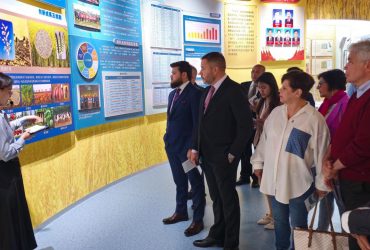 Gobernador Ernesto Luna visitó la XXV Feria Internacional de Ciencia y Tecnología Vegetal de China