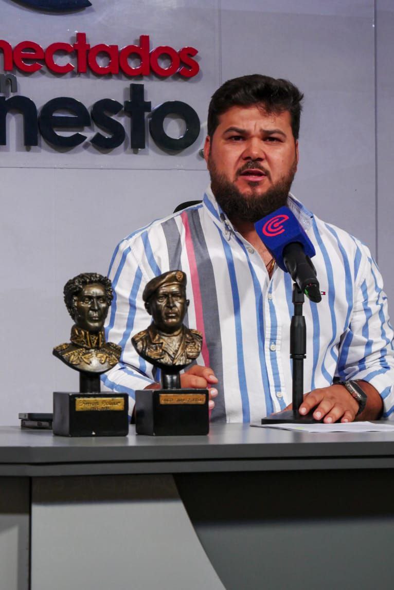 Gobernador Ernesto Luna prioriza ejecución de obras en la Comuna El Rosillo