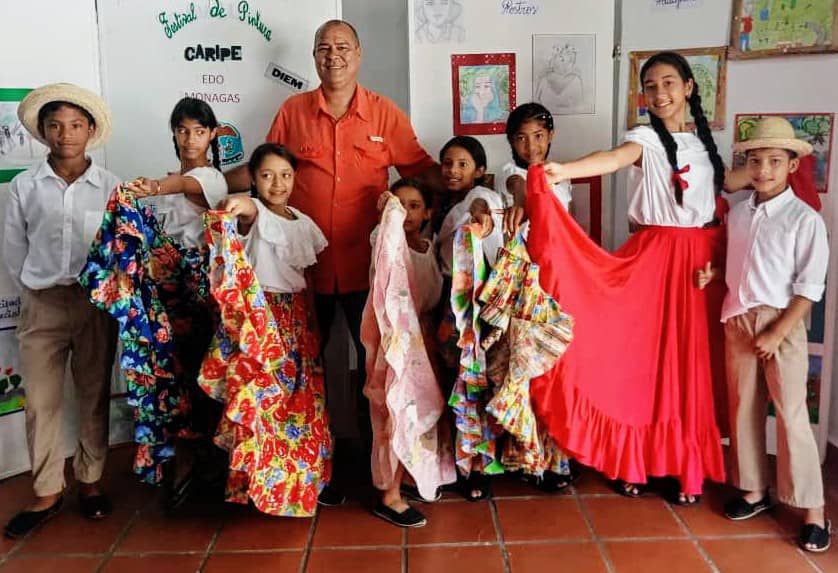 Caripe realiza los festivales Pinceladas Tricolor y Paz Estudiantil el Canto nos Une