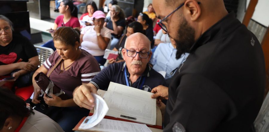 Gobernación de Monagas atiende 600 casos del 1×10 del Buen Gobierno