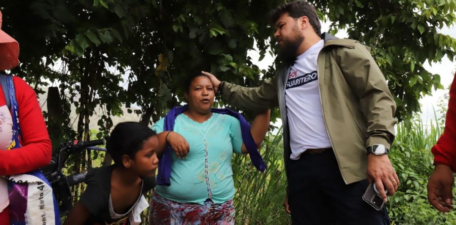 Gobernador Ernesto Luna lleva esperanza y soluciones a los afectados en el trabajo Cedeño