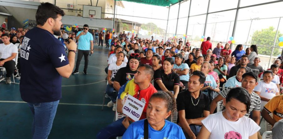 Gobernador Ernesto Luna da respuestas efectivas a necesidades de comunidades en Punceres
