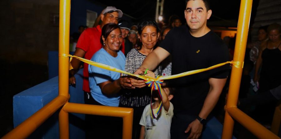 Gobierno Bolivariano inaugura puente peatonal en Bajo Guarapiche