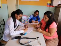 Plan Amor en Acción lleva atención integral a familias de La Orquídea