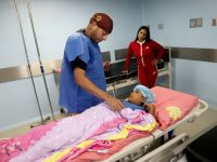Médicos del Cardiovascular recambian exitosamente marcapasos a niña de 10 años