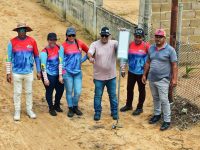 Gobernación y alcaldía de Sotillo rehabilitan alumbrado en la comunidad Uverito