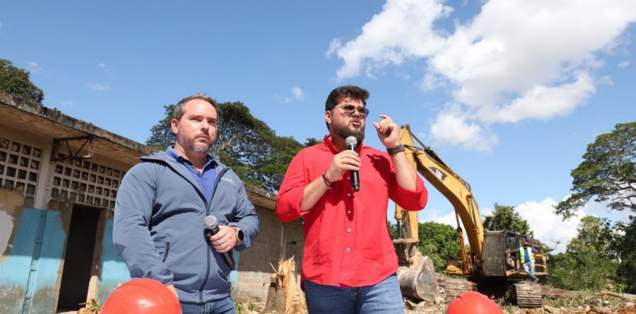 Gobernador Ernesto Luna arranca la construcción del primer Hospital Materno Infantil de Monagas