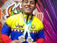 Ángel Rodriguez ganó oro y plata en el Mundial Juvenil de pesas