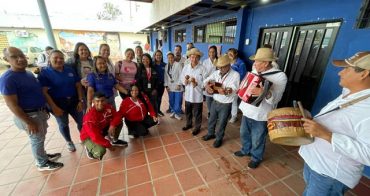 Gran Misión “Viva Venezuela” beneficia con jornada de salud a 150 cultores de Las Cocuizas