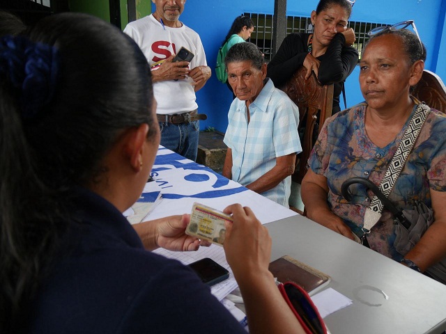 Adultos mayores de Maturín reciben 579 atenciones en jornada de Amor en Acción